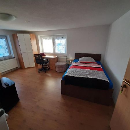 Biberach-Riss-Zimmer-Frei, Einzel-Zimmer Bad Kueche Birkenhard Екстериор снимка