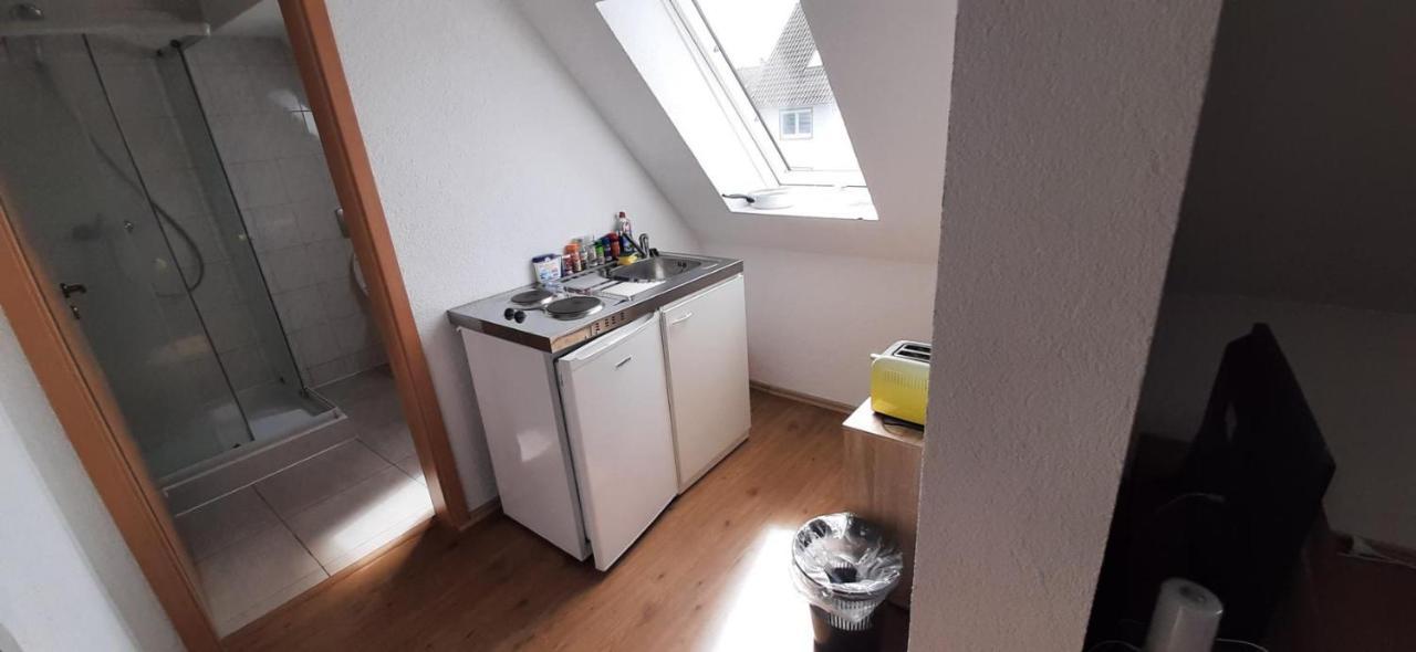 Biberach-Riss-Zimmer-Frei, Einzel-Zimmer Bad Kueche Birkenhard Екстериор снимка